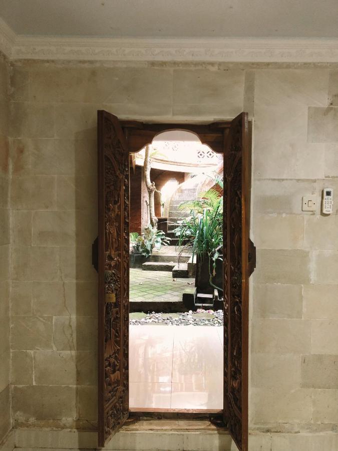 Darma Yogi House Hotel Ubud  Exterior photo