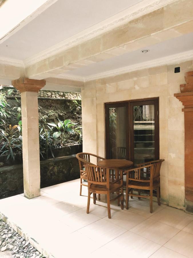 Darma Yogi House Hotel Ubud  Exterior photo