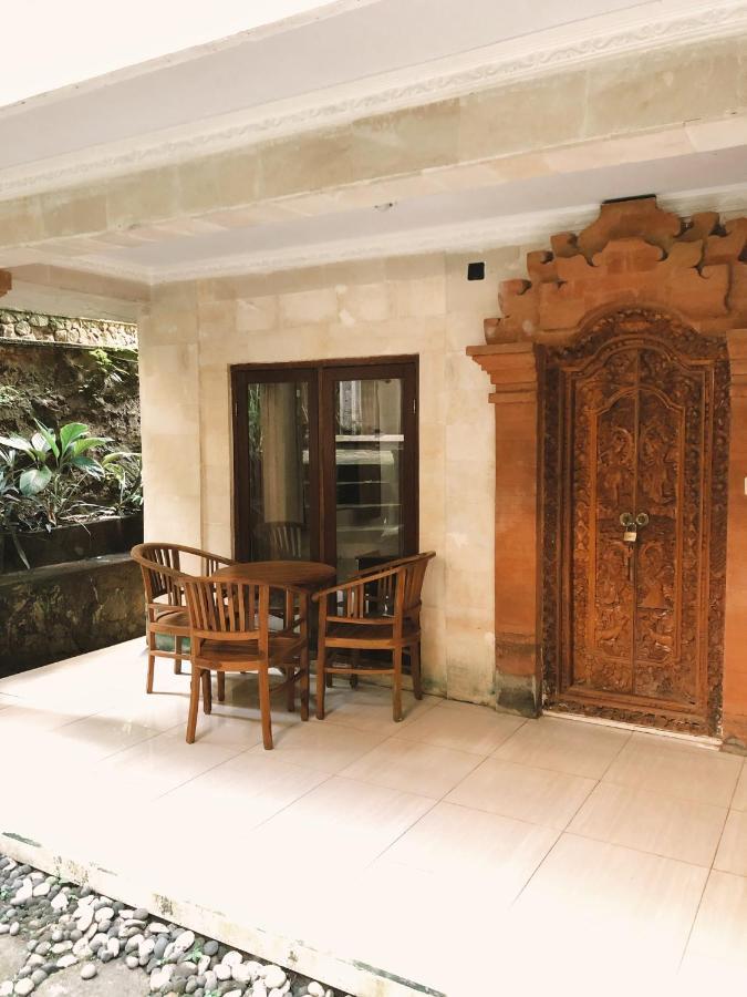 Darma Yogi House Hotel Ubud  Exterior photo
