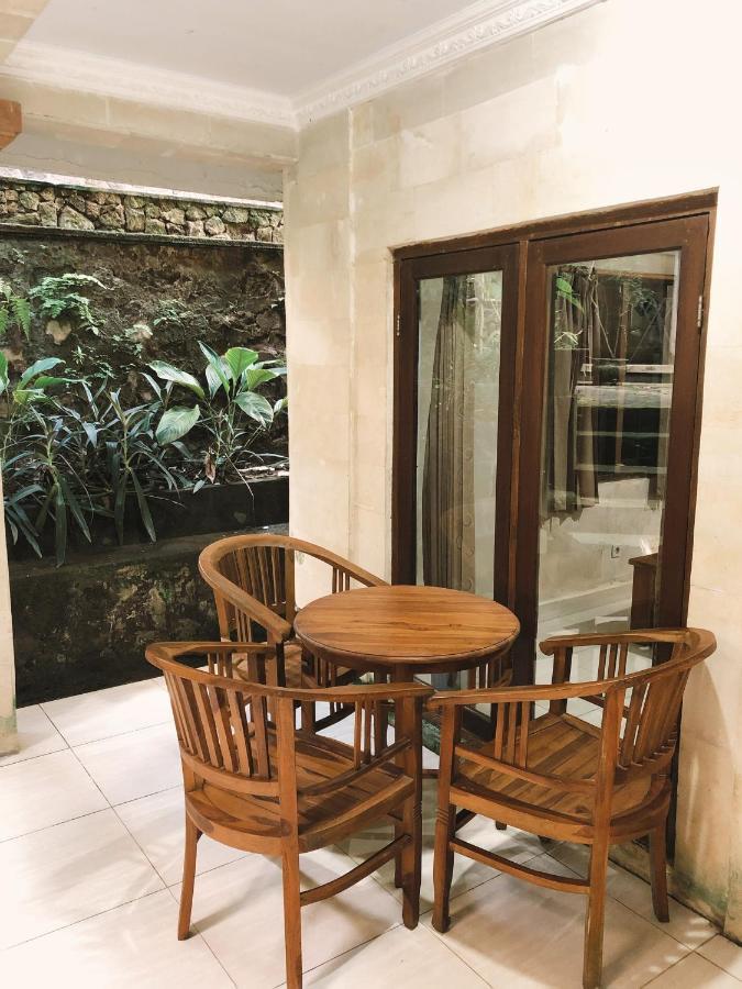 Darma Yogi House Hotel Ubud  Exterior photo